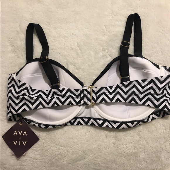 Ava & Viv Plus Size Bikini Top - Picture 4 of 9